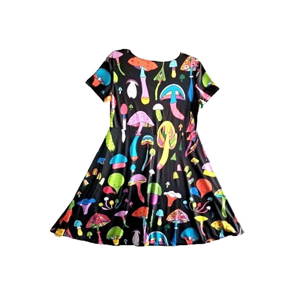 Women's Black Colorful Mushroom Print Skater Dress Plus Sz 2XL Short Sleeves XXL - Picture 3 of 3
